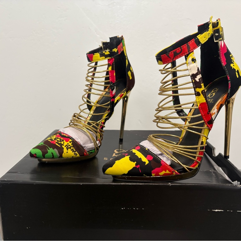 Scene brand Colorful Strappy Heels